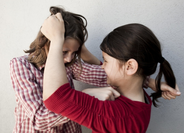 Опасная агрессия и безнаказанность: 20-летний парень, напавший на Росгвардейца, задержан, но что стоит за этим инцидентом?